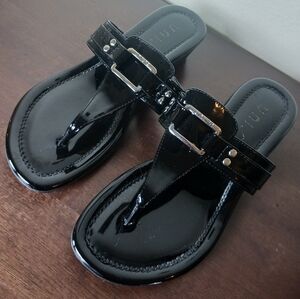 Unlisted Brand Black Patent Thong Sandals with Buckle Detail